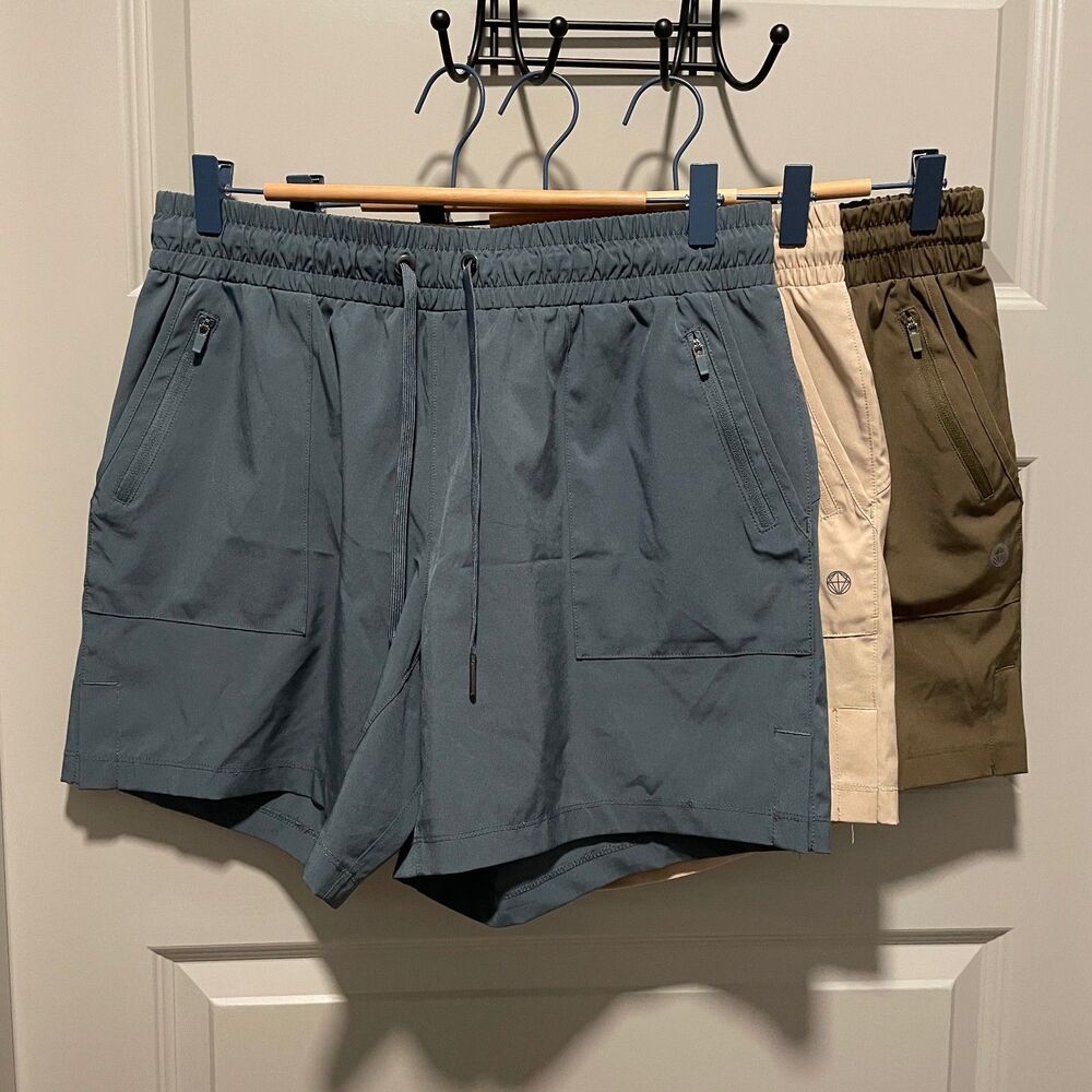 Bundle of 3 Mondetta Woven Athletic Shorts, size L